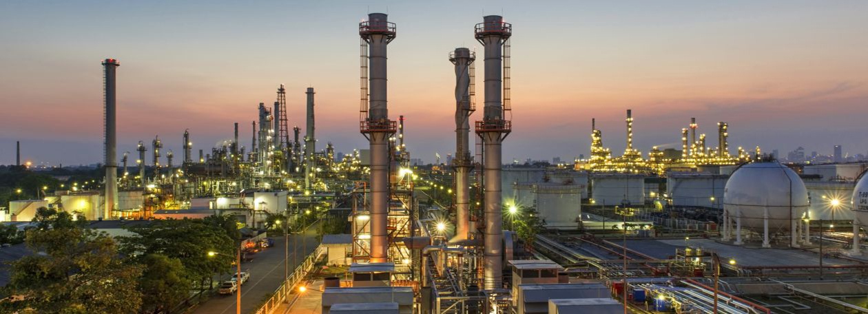 WOMA high-pressure cleaning solutions for the chemical industry