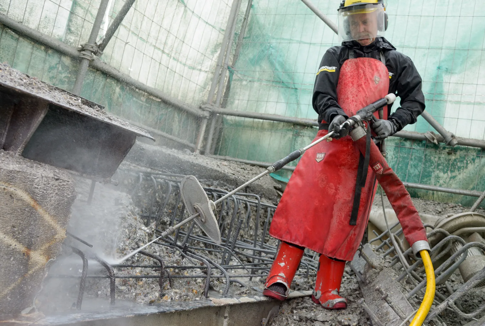 Concrete removal with the WOMA EcoMaster MK4